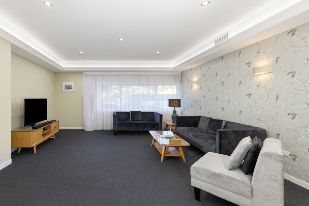Rutherford Hotel NelsonWFM54